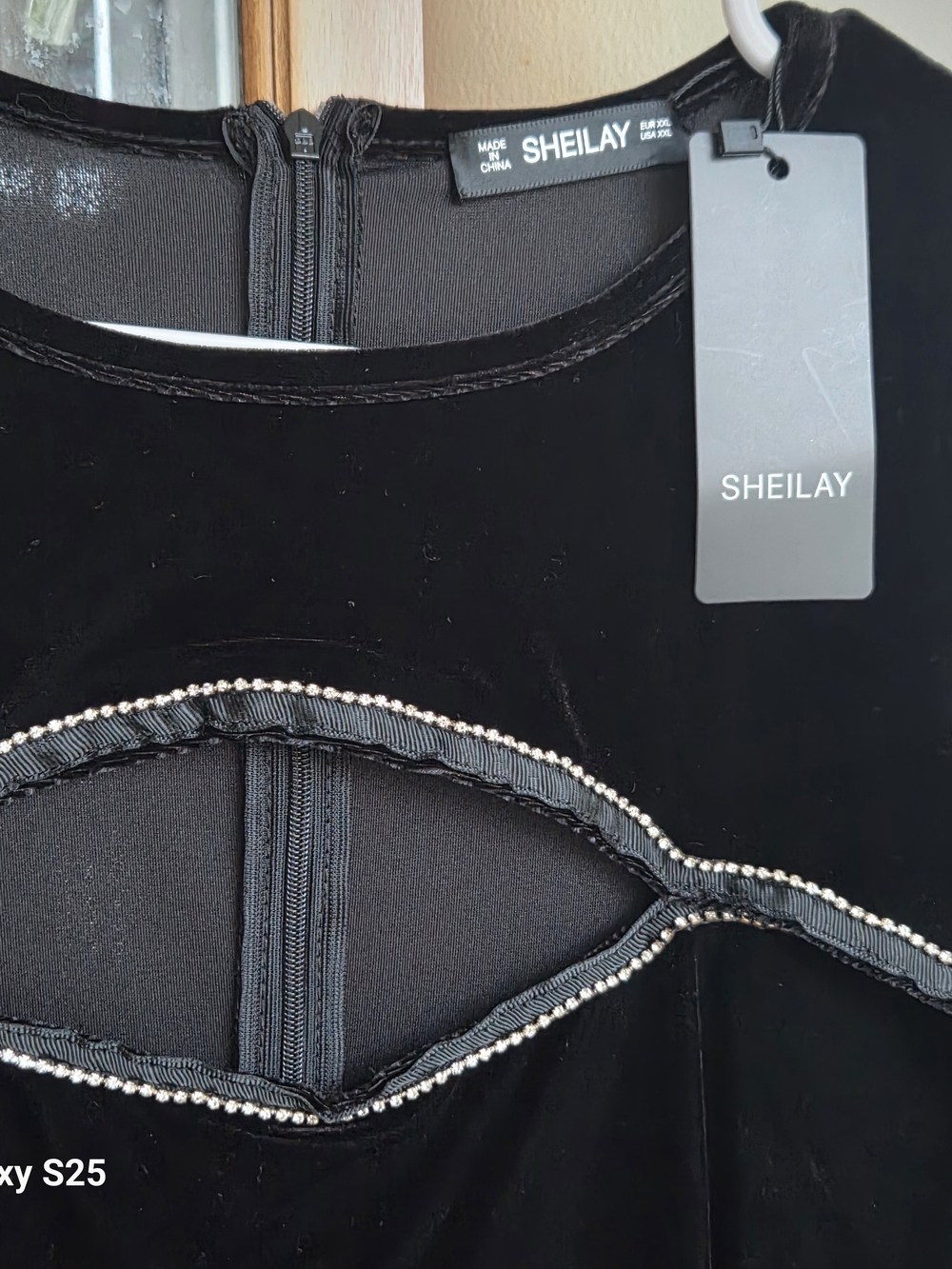 NWT SHEILAY Black Velvet Rhinestone Dress XXL (Fits like 10/12) - Picture 6 of 9